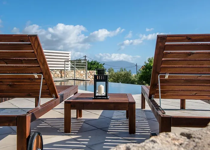 Villa White Karavomylos