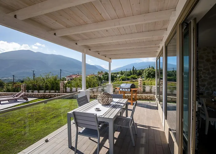 White * Καραβόμυλος